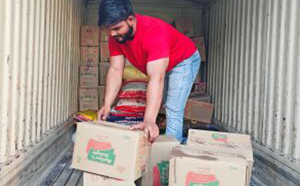 Loading the products